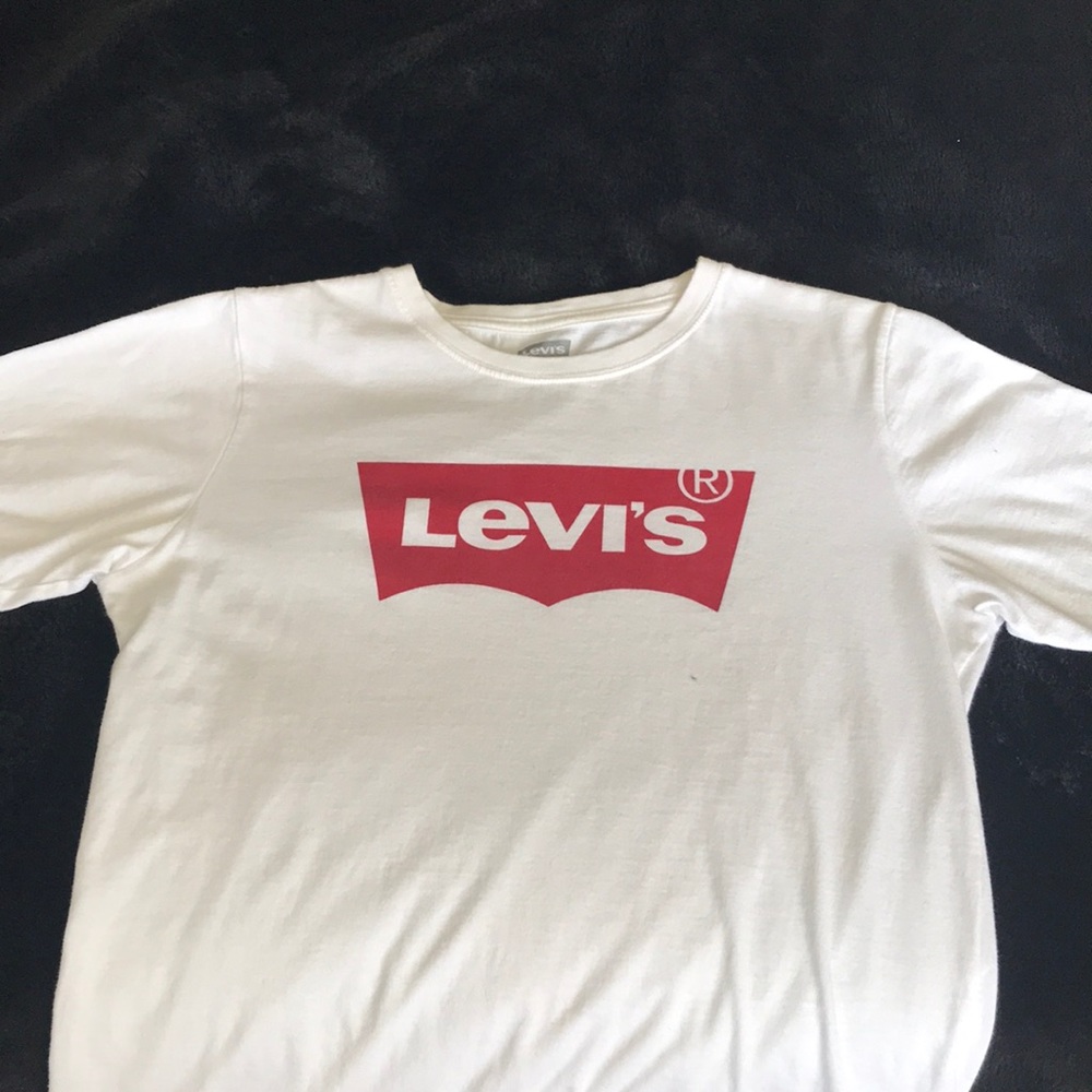 Levi’s shirt